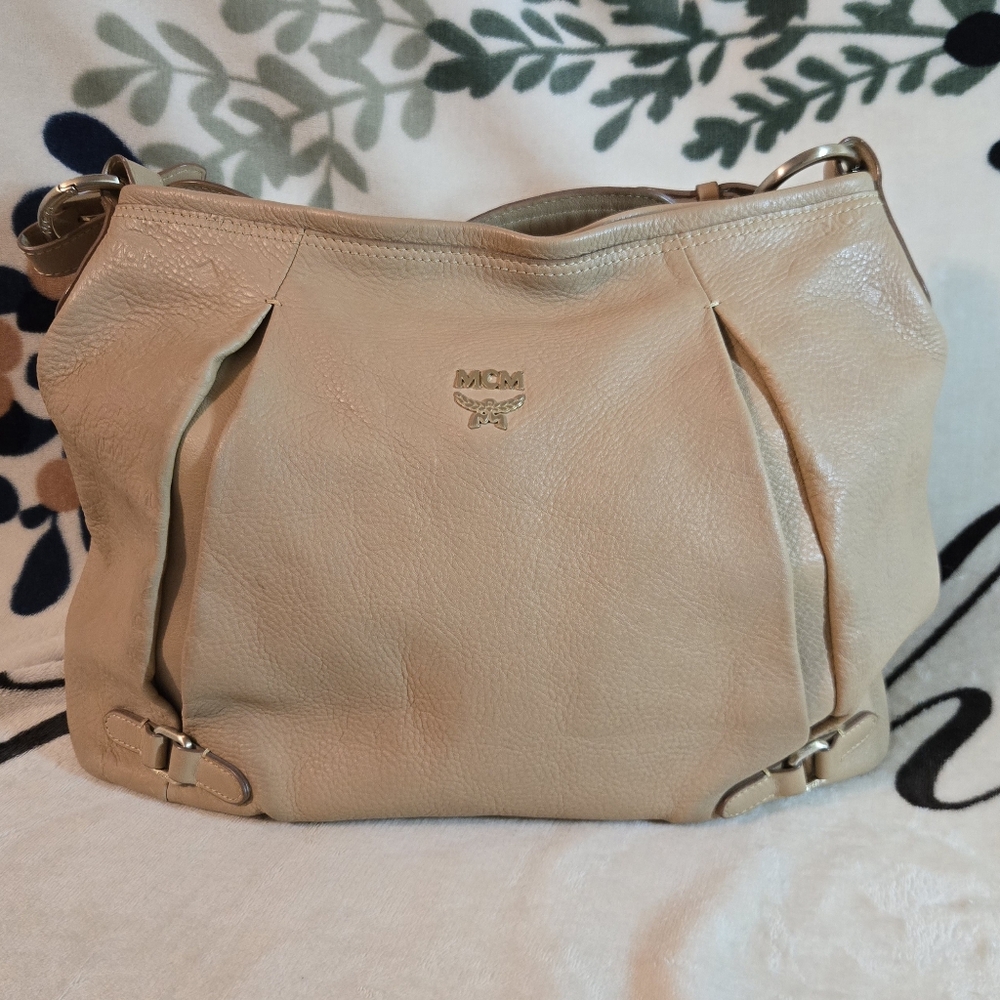 💯 Authentic MCM Leather Two-way Handbag